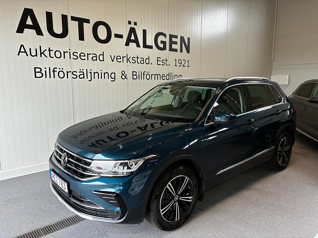 Volkswagen Tiguan eHybrid 1.4 TSI Elegance /Dragpaket/V-Hjul/Navigation