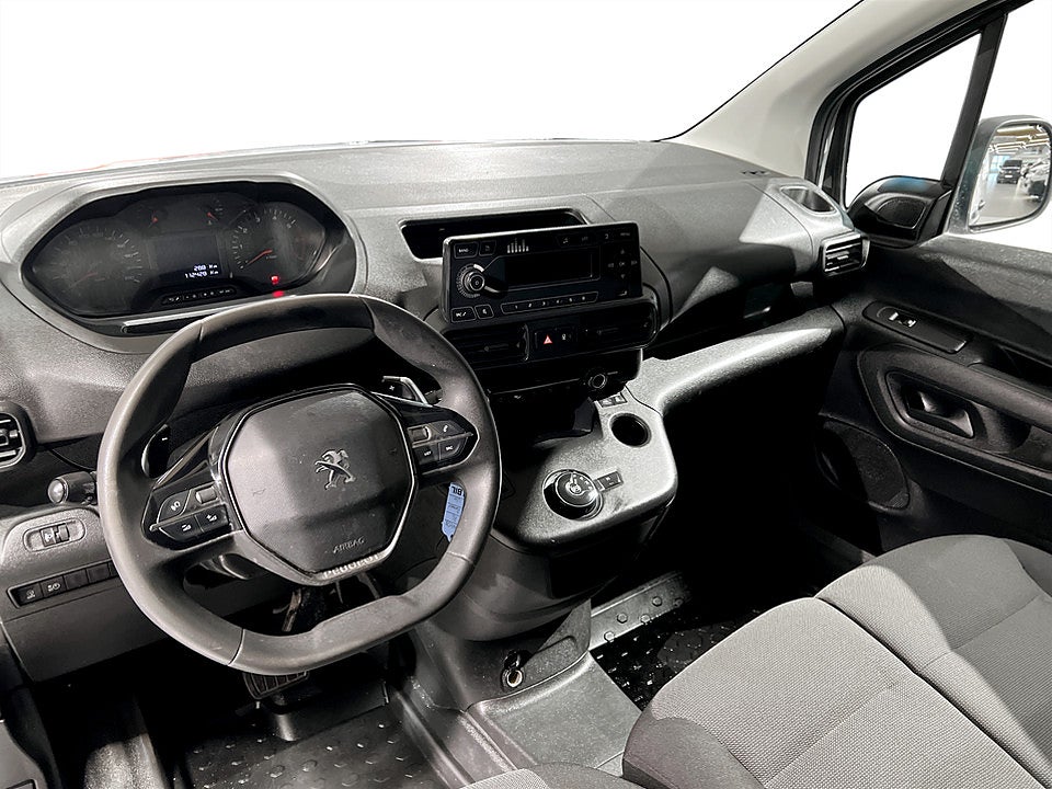 Bild på Peugeot Partner Inbusiness 1.5 BHDi 130hk Aut L1  VÄRMARE DRAG