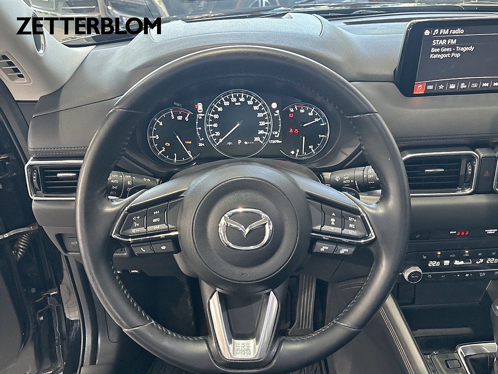 SUV Mazda CX-5 12 av 17