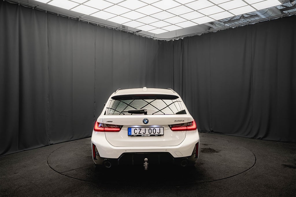 BMW 330e xDrive Touring M Sport DRAG HiFi MOMS CARPLAY 1 ÄGARE