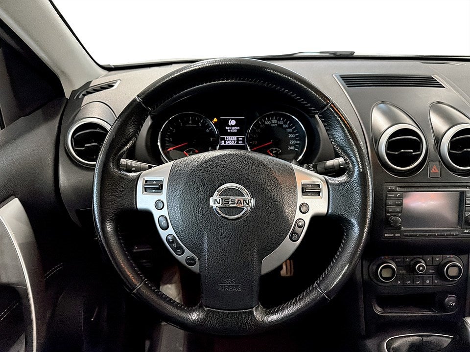 Bild på Nissan Qashqai +2 Tekna 1.6 117hk - PANO,KAMERA,NAV,LÄDERKLÄDSEL