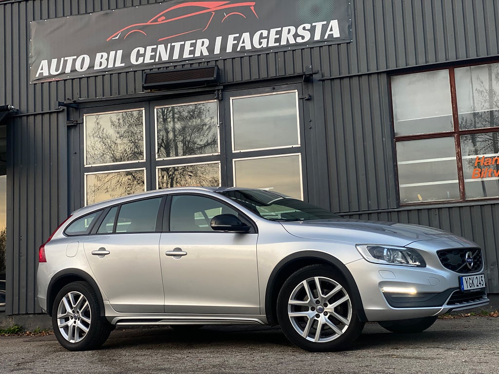 Volvo V60 Cross Country D4 AWD Geartronic Summum Euro 6