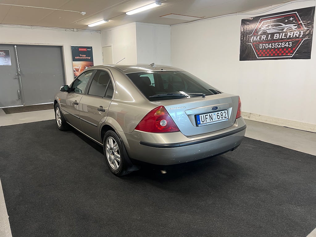 Ford Mondeo Hatchback 2.0 Manual, 145hp, 2003