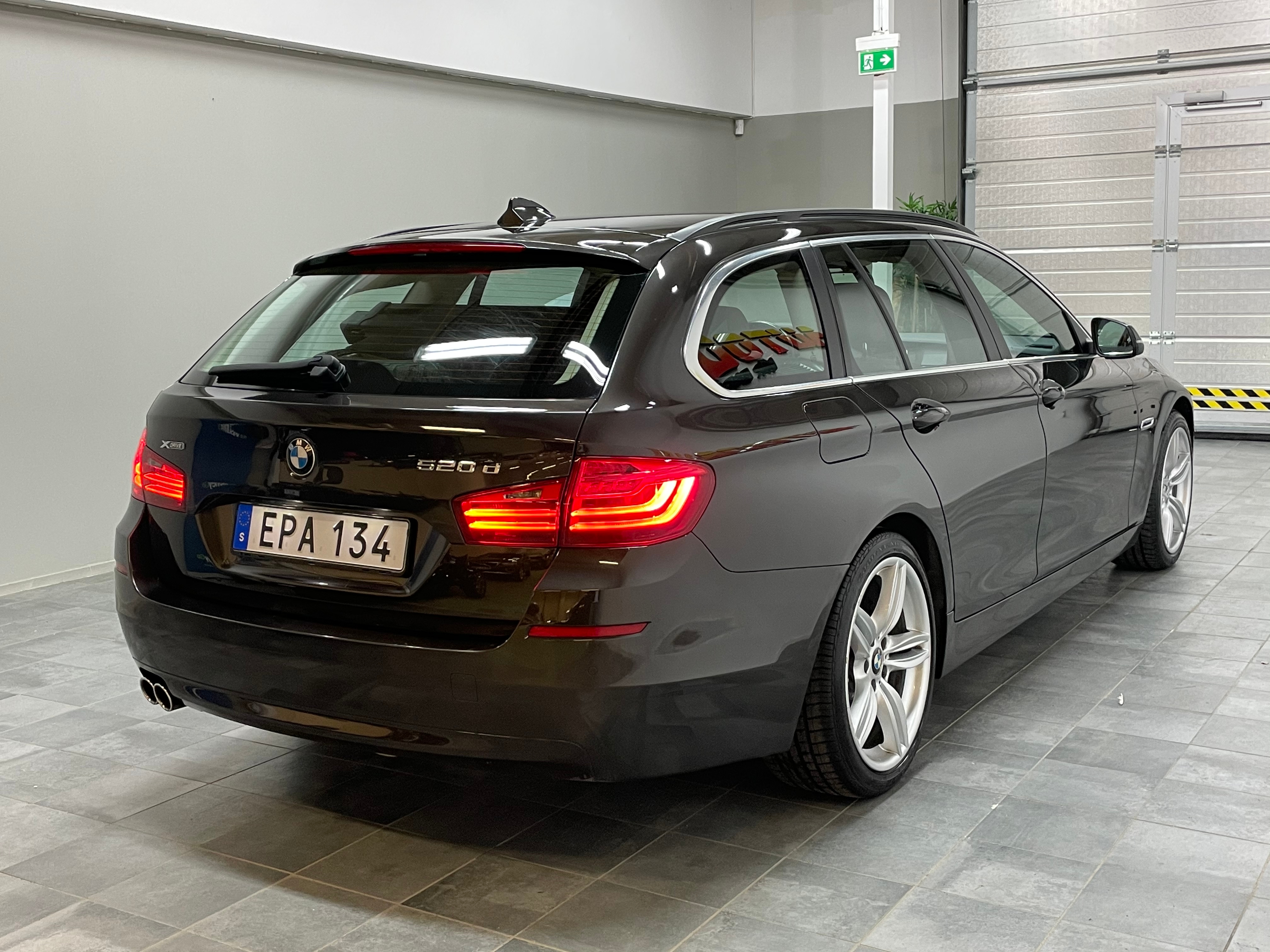 BMW 520 2015, bild 5/49