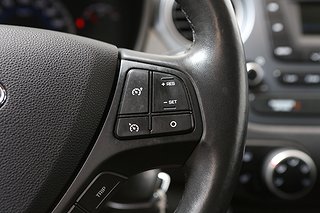 Halvkombi Hyundai i10 15 av 21