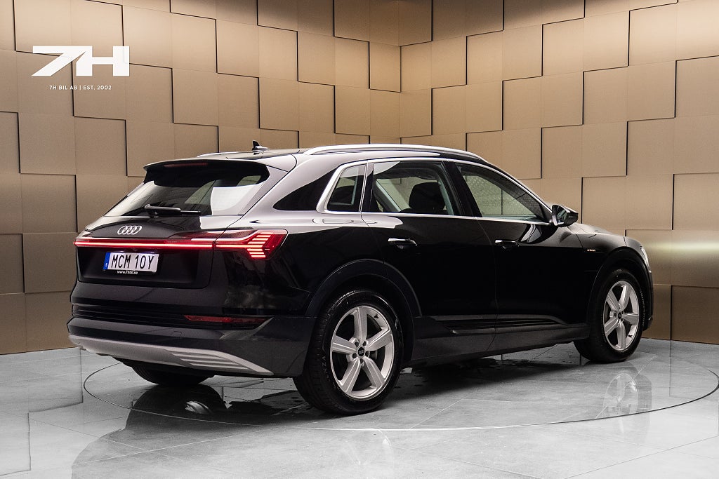 Audi E-Tron 55 quattro Luftfjädring / Adaptiv Farthållare / B.Kam