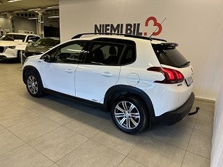 Peugeot 2008 1.2 SoV-däck/MoK-värm/Drag/Pano/1 Ägare/Lågskat