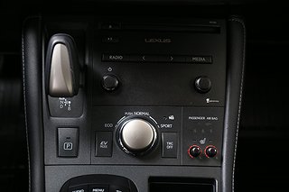 Halvkombi Lexus CT 19 av 26