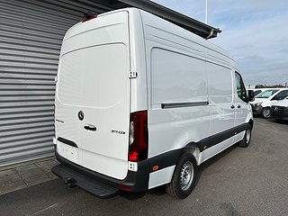 Transportbil - Skåp Mercedes-Benz Sprinter 14 av 22