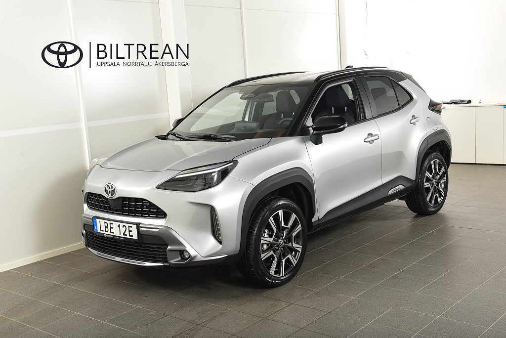 Toyota Yaris Cross 1,5 Elhybrid Style JBL Bi-tone Head up