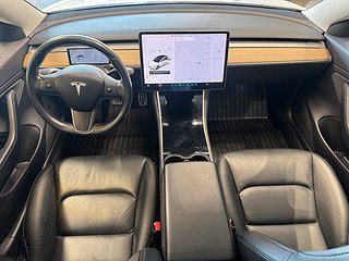 Tesla Model 3 Long Range AWD 440hk/360°Kamera/Pano/Navi/S&V