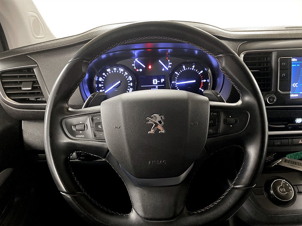 Bild på Peugeot Expert PRO+ 2.0 BHDi 145hk Aut L3 KAMPANJRÄNTA 3,99%