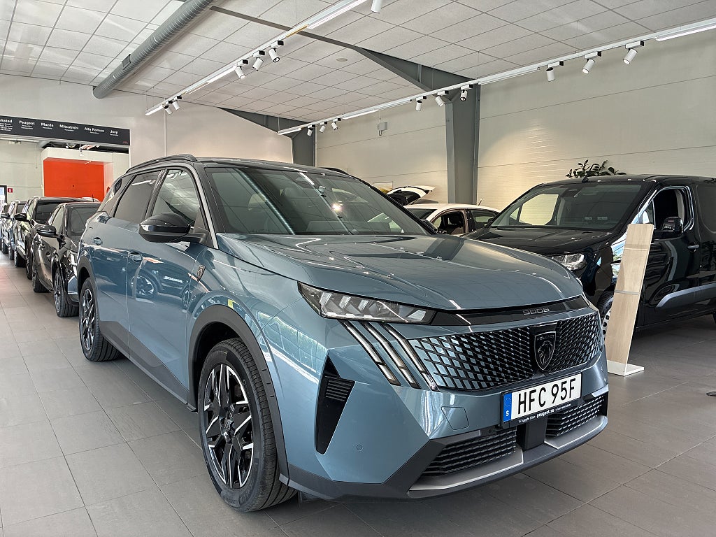 Peugeot 5008 GT Hybrid 145hk Aut KAMPANJ BRÄNSLE INGÅR