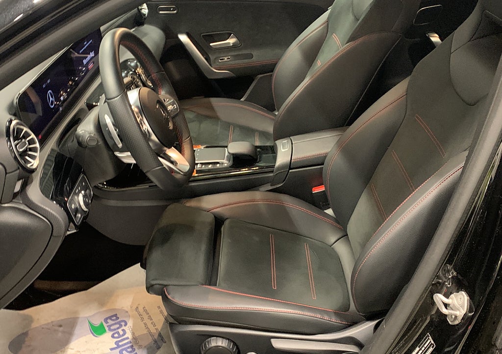 Mercedes-Benz A 250e AMG Premiumpaket Nigh-pkt - bild 4