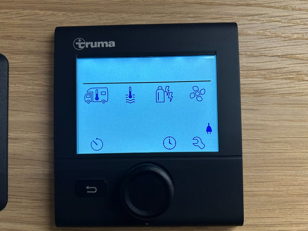 Adria Matrix Axess 670 SL / Taksäng / B-kort / Automat 140hk - Adria