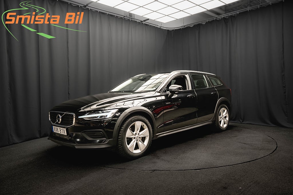 Volvo V60 Cross Country B4 AWD LÄDER DRAG KAMERA D-VÄRM CARPLAY 197hk