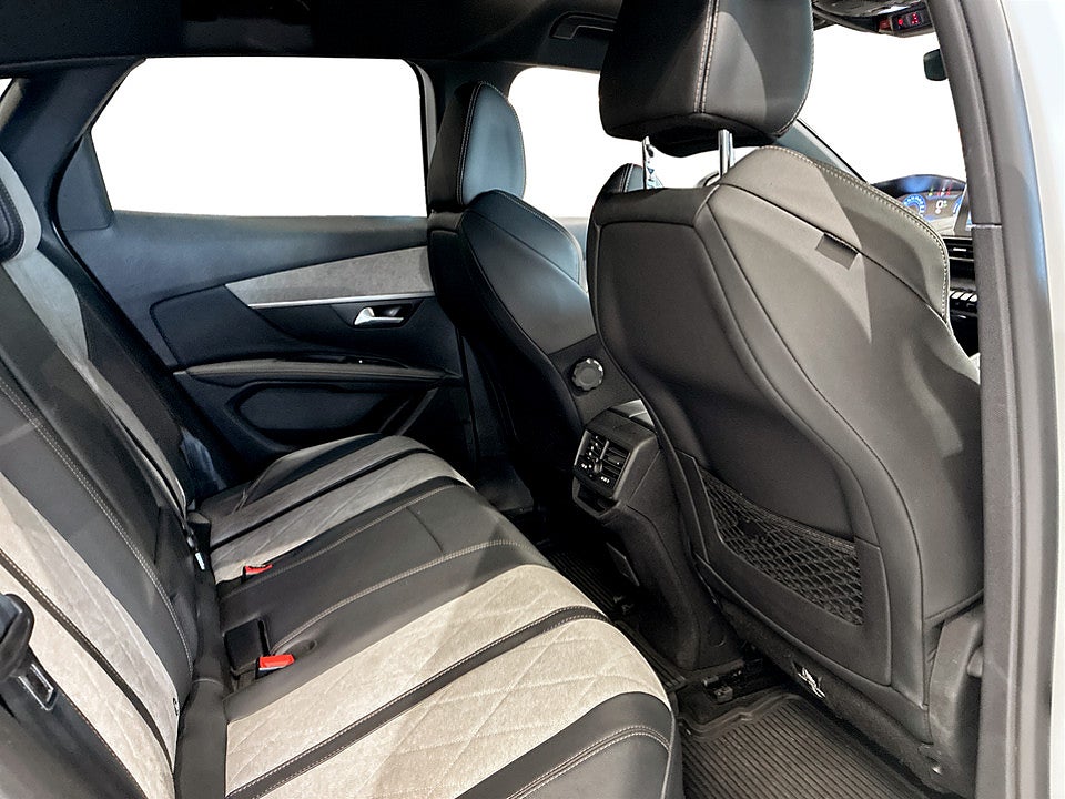 Bild på Peugeot 3008 GT PHEV Hybrid4 300hk Aut 4WD B-KAMERA DRAG