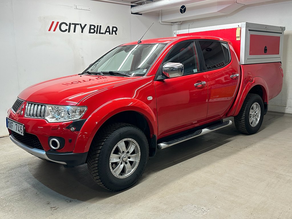 Mitsubishi L200 Dubbelhytt 2.5 4x4 Euro 5 Nyservad Nybesikt