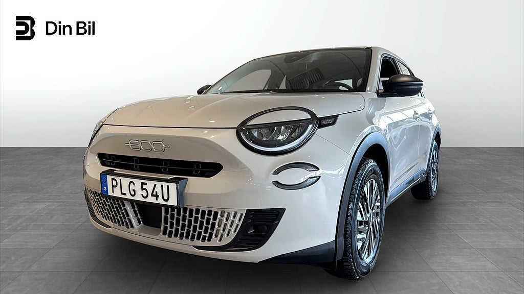 Fiat 600 HYBRID eDCT FWD MHEV