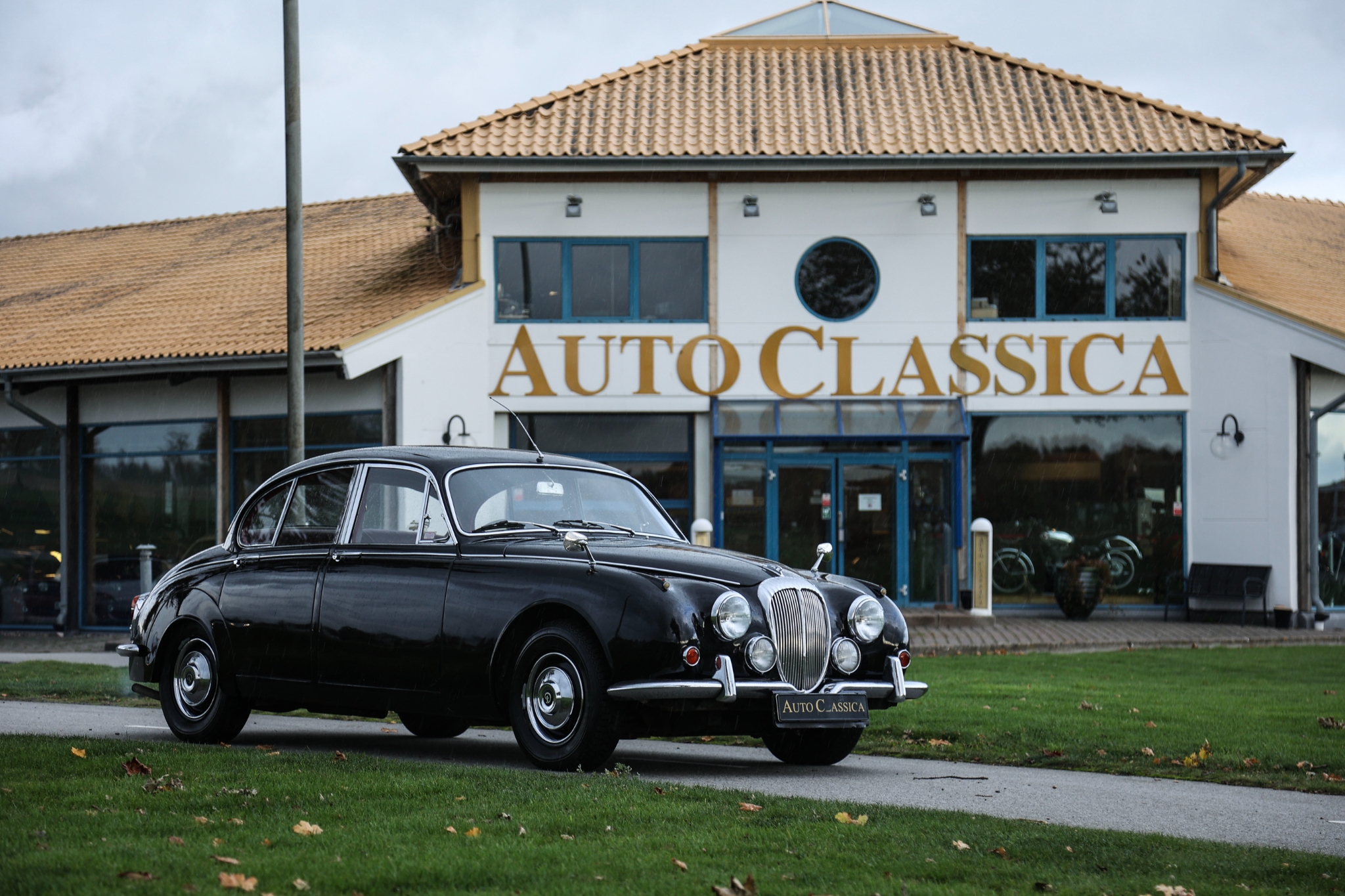 Daimler 2.5 Litre V8 Saloon 1968, bild 5/31