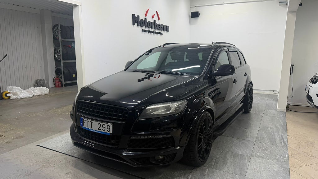 AUDI Q7 7-SEATER 3.0 TDI V6 QUATTRO TIPTRONIC | 239 ch | BVA | ATTELAGE | PANORAMAGLASTAK | NEUF SERV