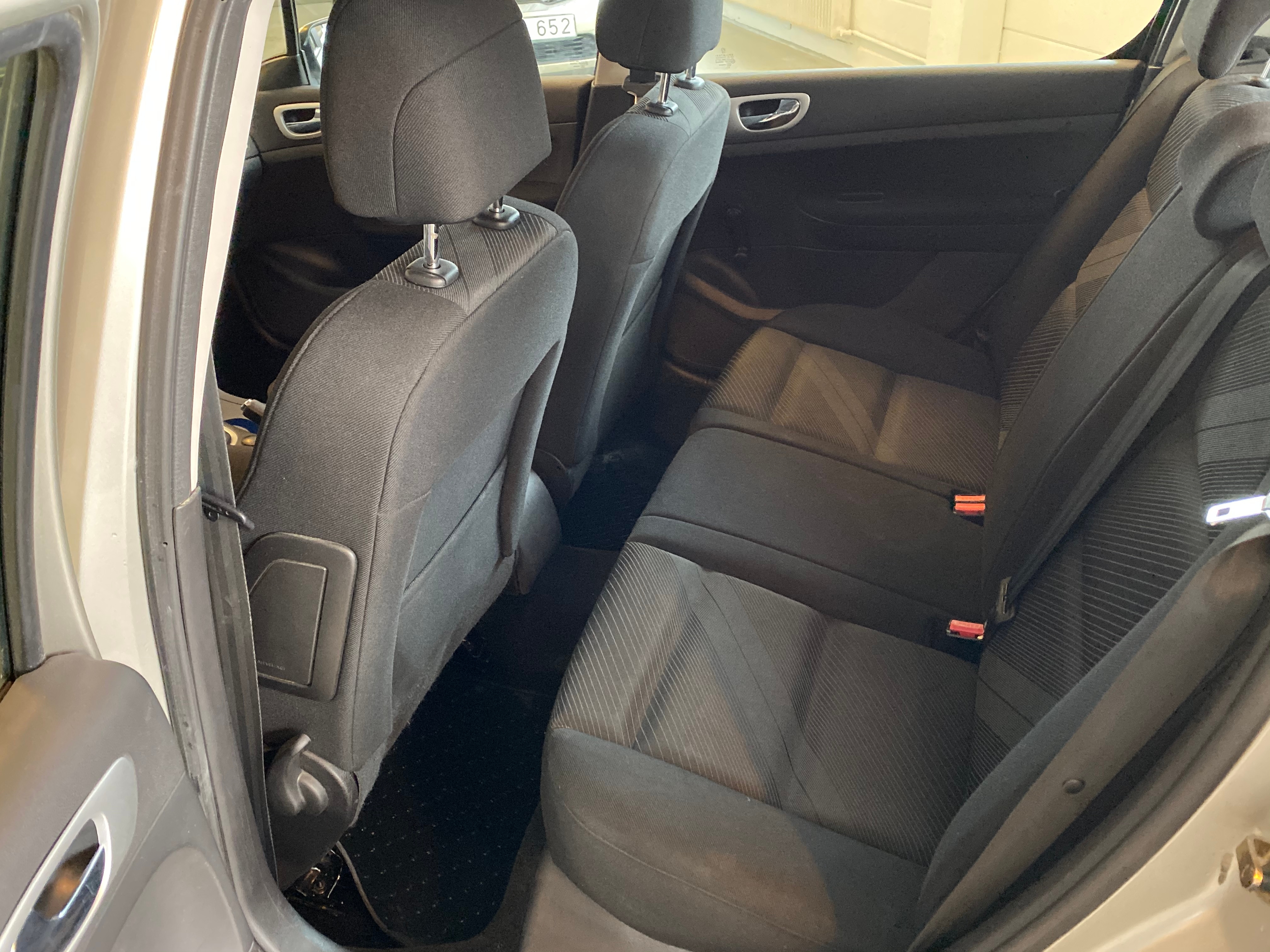 Peugeot 307 5-dörrar 1.6 HDi 109hk 2007, bild 6/37