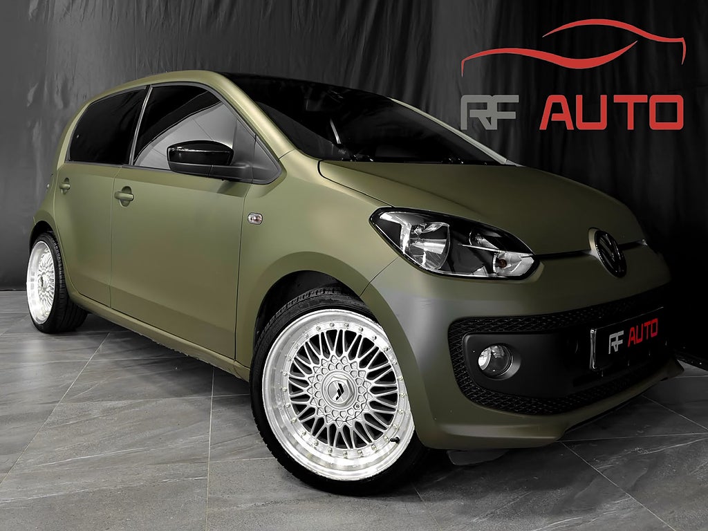 Volkswagen UP! 5-dörrar 1.0 MPI high up! Panorama Navigation P-Sens
