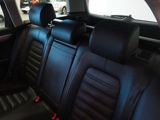 Kombi Volkswagen Passat 16 av 21