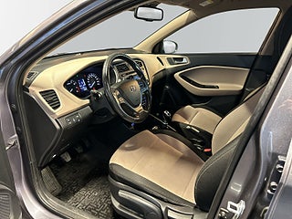 Hyundai i20 1.4 Premium MoK-värmare/P-sens/Rattvärme/Kamkedja