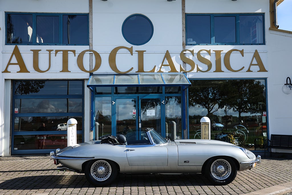 Jaguar E-Type 4.2 Roadster