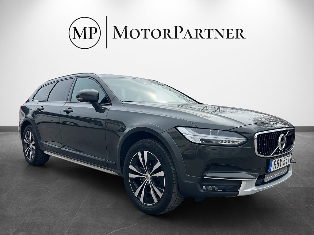 Volvo V90 Cross Country D4 AWD Geartronic Momentum Skinn VoC Drag Navi Euro 6