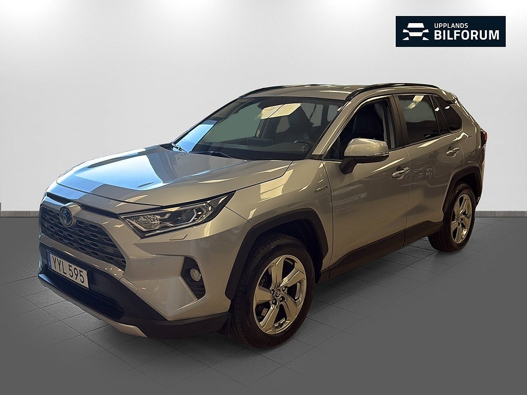 Toyota RAV4 Hybrid E-CVT Executive Drag