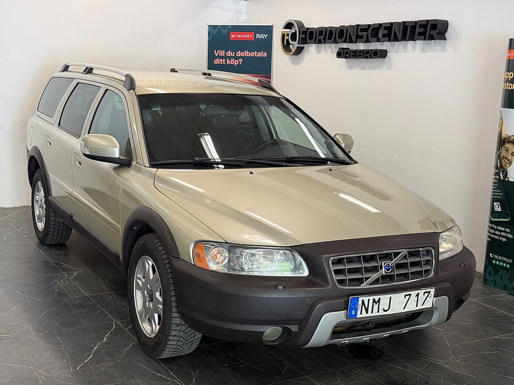 Volvo XC70 D5 AWD Geartronic Momentum Automat D-Värmare Drag
