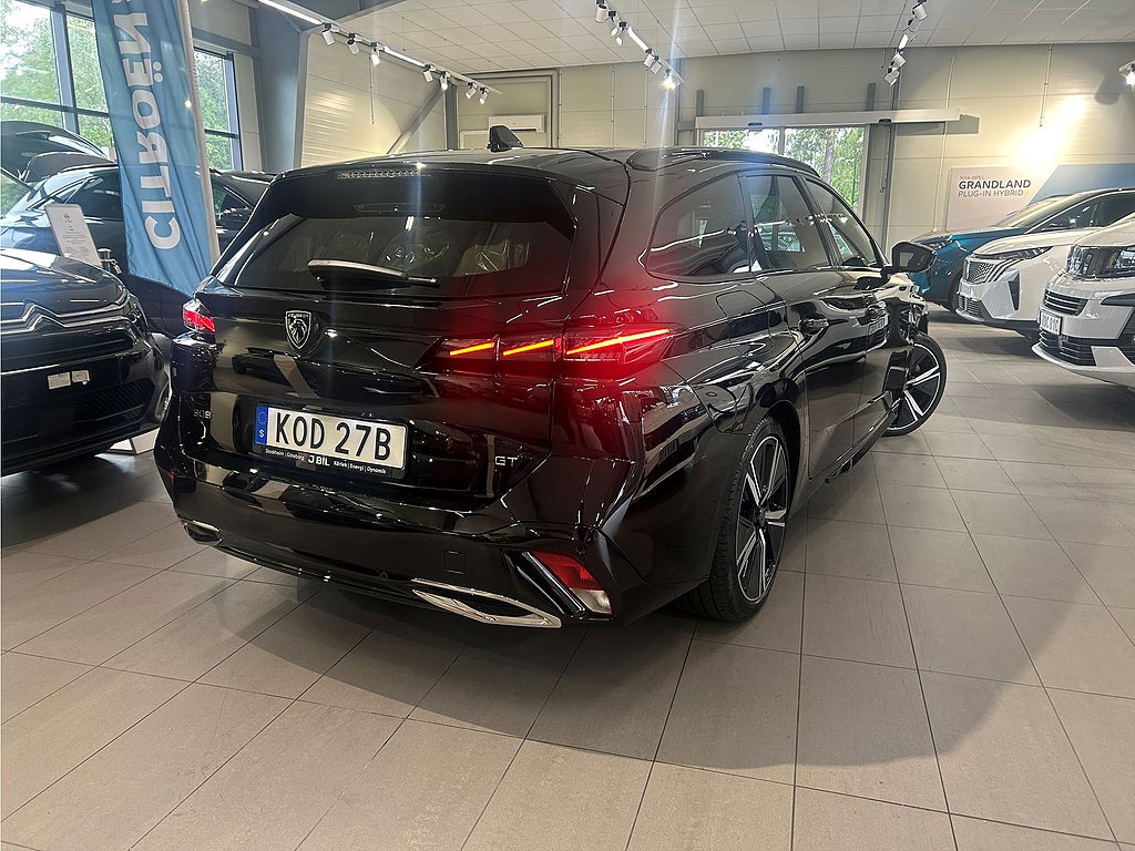 Bild på Peugeot 308 SW GT 1.2 PT 130hk Aut - 360-KAMERA,CARPLAY,NAV