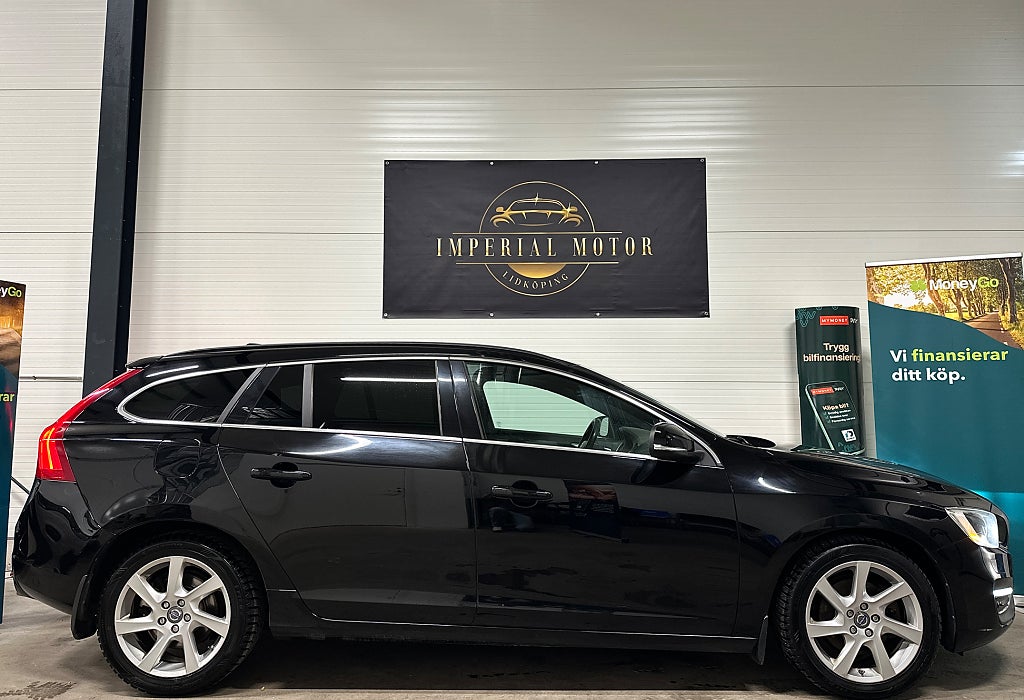 Volvo V60 D4 Momentum Euro 6//Dragkrok//panoramatak 