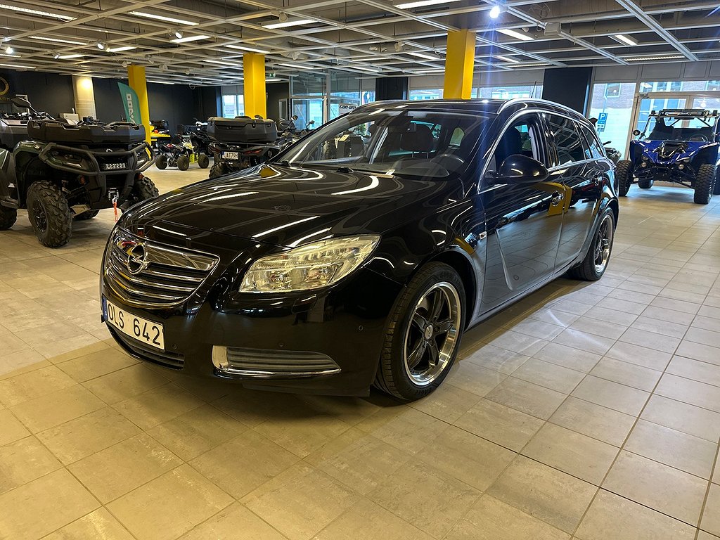 Opel Insignia 2.0 Turbo Cosmo. Drag. Motorvärmare. 220 hk 