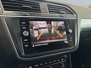 Volkswagen Tiguan 2.0 TSI 4Motion S&V/Drag/Kamera/Pvärm/Carplay – bild 15