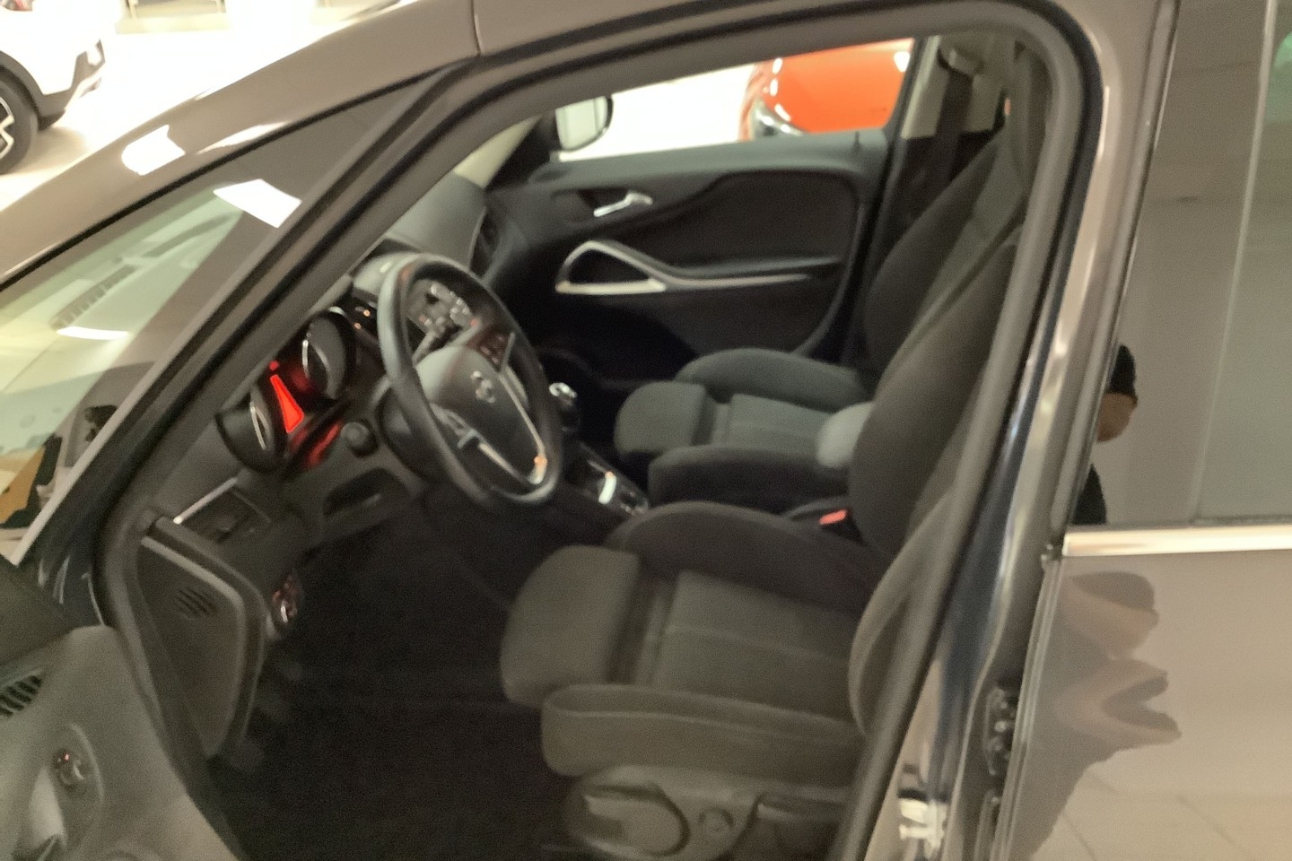 Opel Zafira Tourer 2013, kuva 7/44