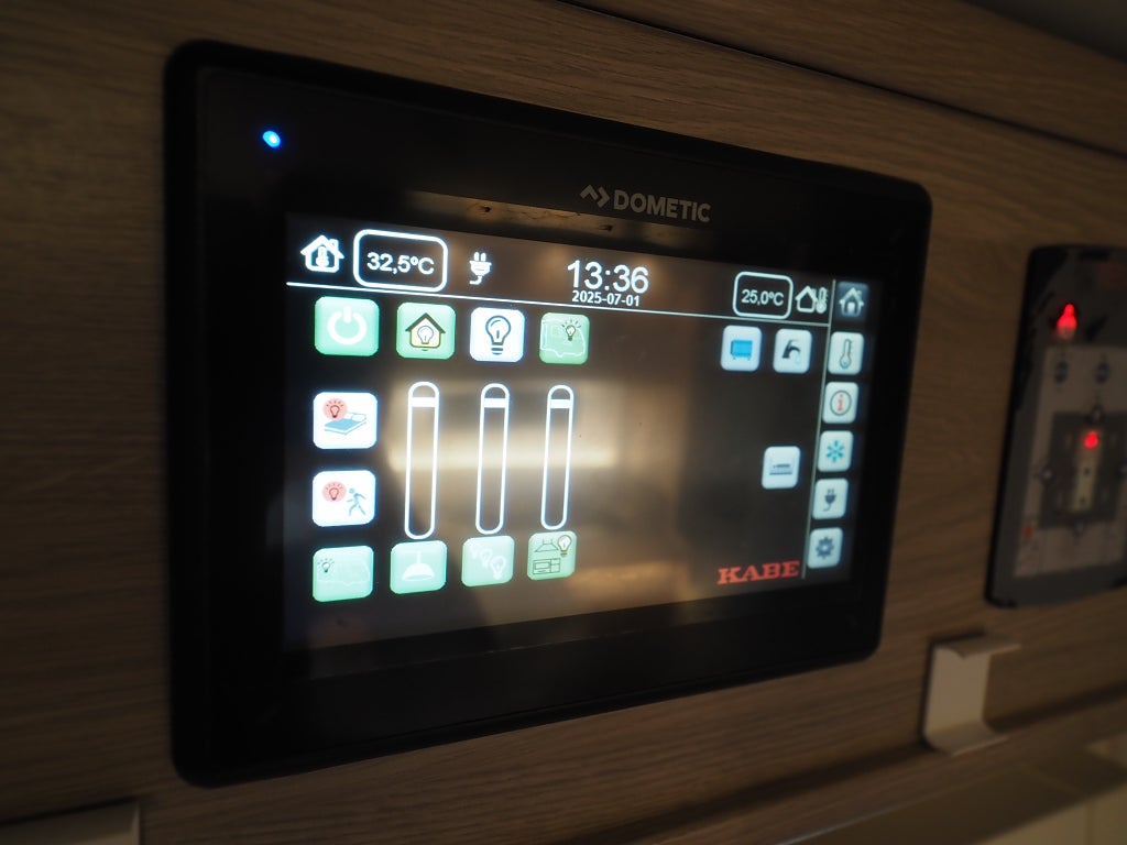 Kabe TM RX 780 LT ALDE I Stödben I AUT I MB