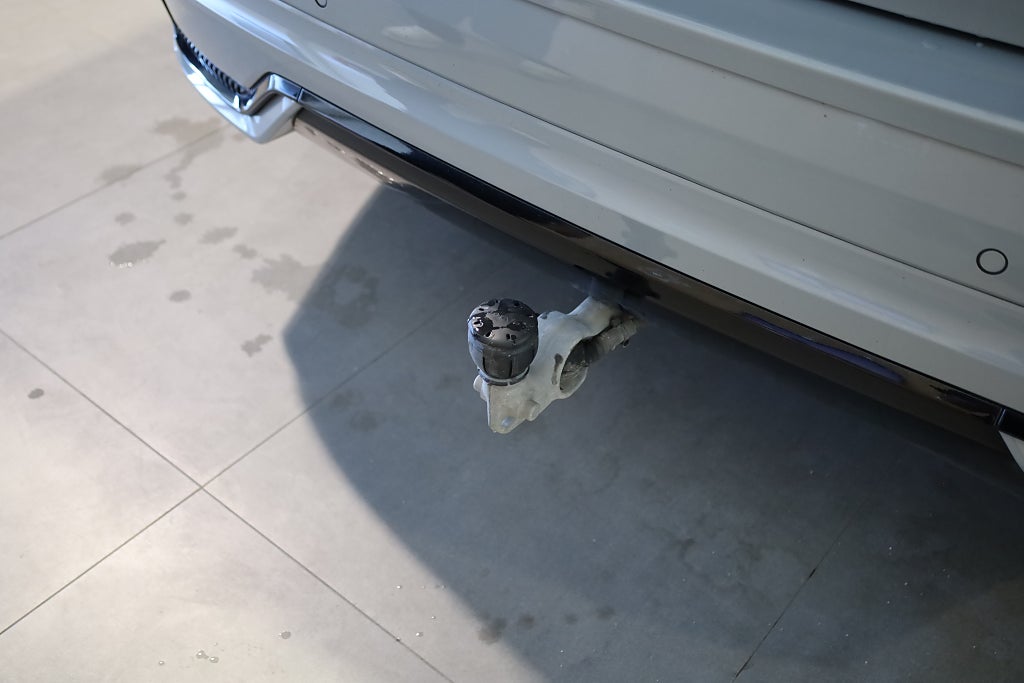 Volvo XC60 Recharge T6 AWD AUT Ultimate Dark Pano H&K Orrefors 2024