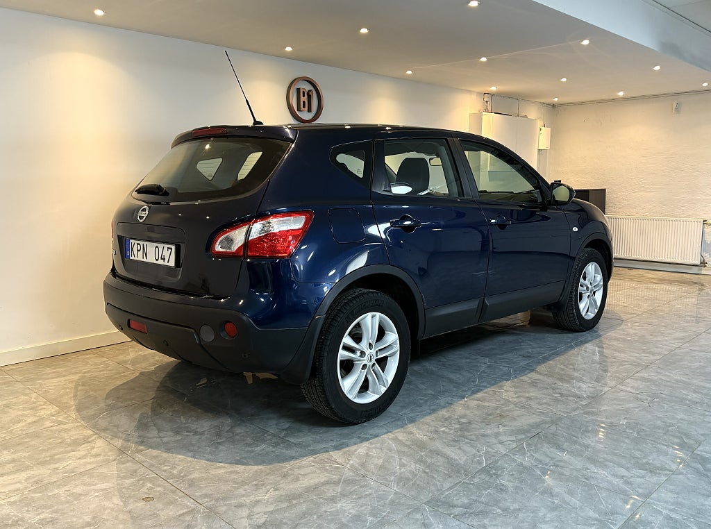 Nissan Qashqai 1.6 114HK NYBESIKTIGAD KAMKEDJA FARTHÅLLARE P-SENSOR