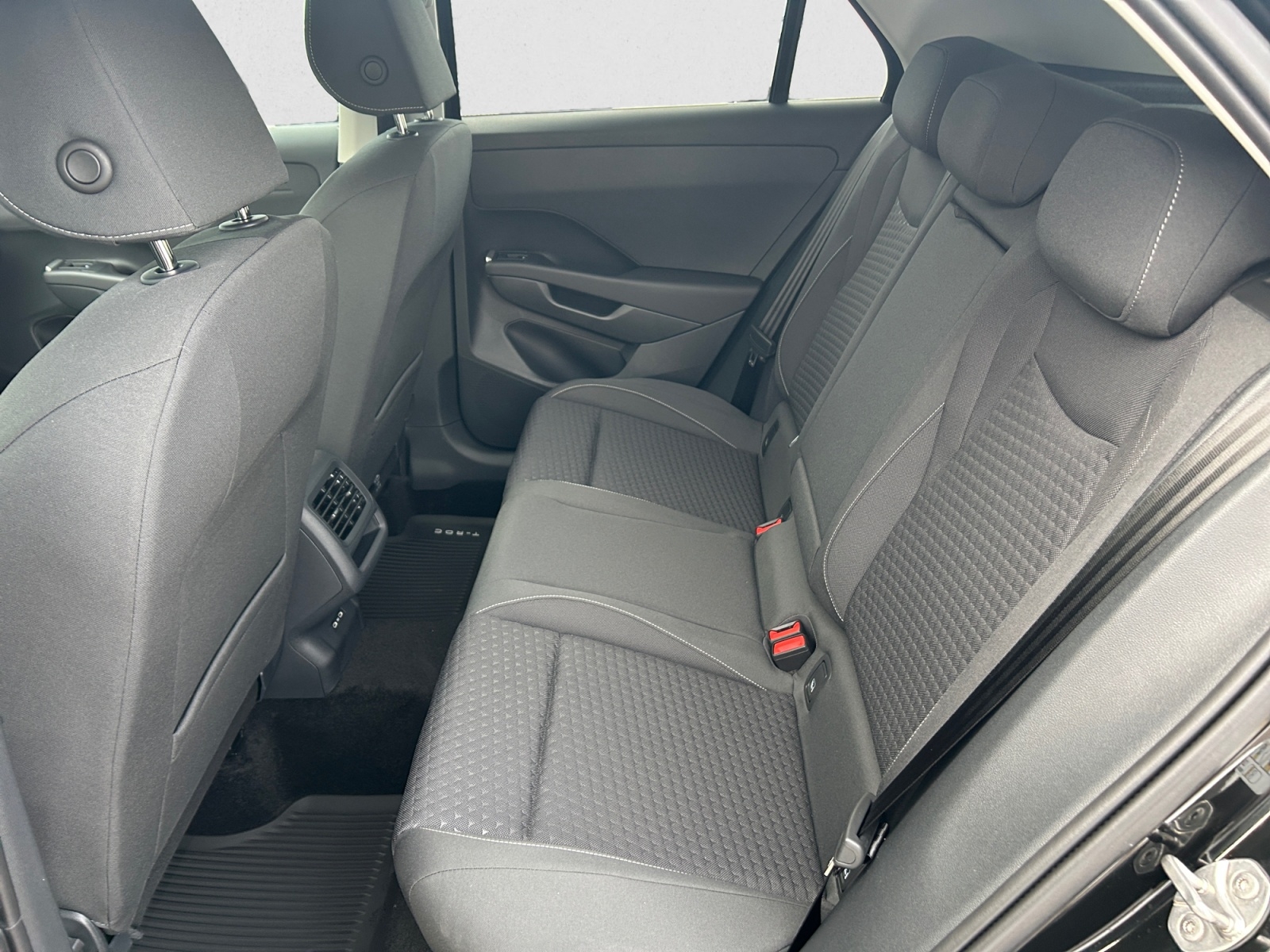 Volkswagen T-Roc 2026, bild 4/39