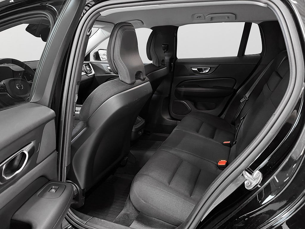 Volvo V60 Cross Country 2022 - miniatyr 13