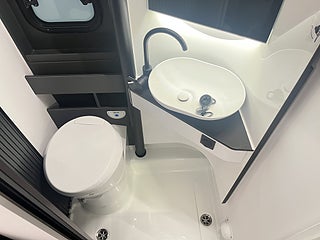 Husbil-övrigt Adria TWIN SUPREME 600 SPB 18 av 23