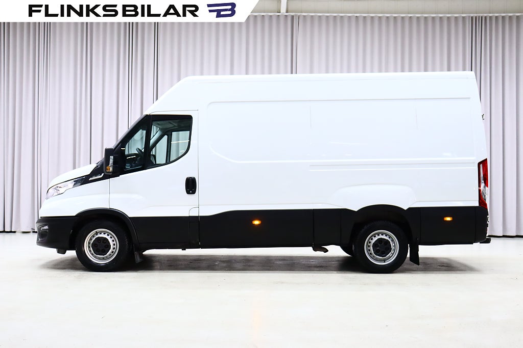 Iveco Daily 136HK Automat|Webasto|3.5Tondragvikt|Lågmil|Momsbil