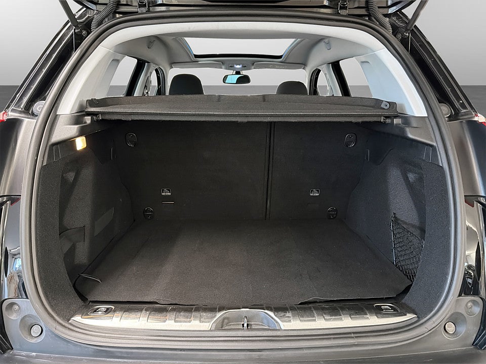Bild på Peugeot 2008 GT-Line 1.2 PT 130hk Aut CARPLAY PANO BACKSENSORER