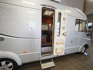 Husbil-integrerad LMC 690 Liberty 5 av 24