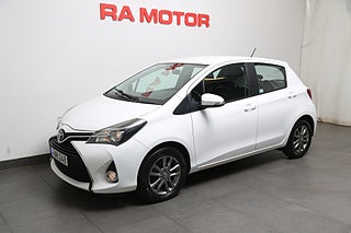 Halvkombi Toyota Yaris 1 av 24