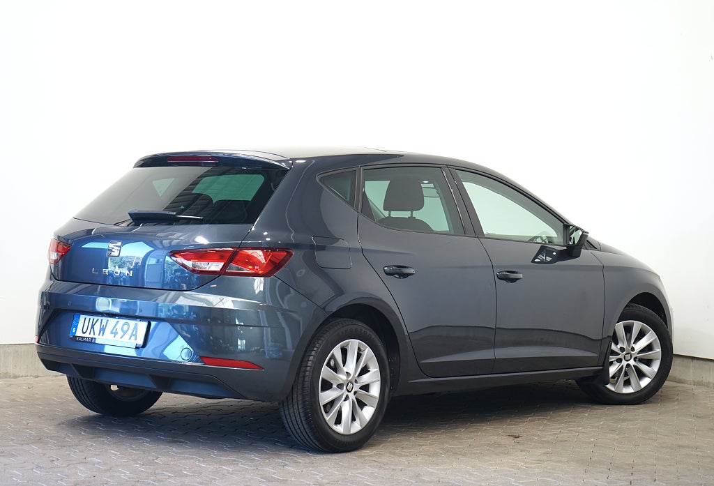 Seat Leon 1.0 TSI Style Taklucka Carplay B-kamera 116hk