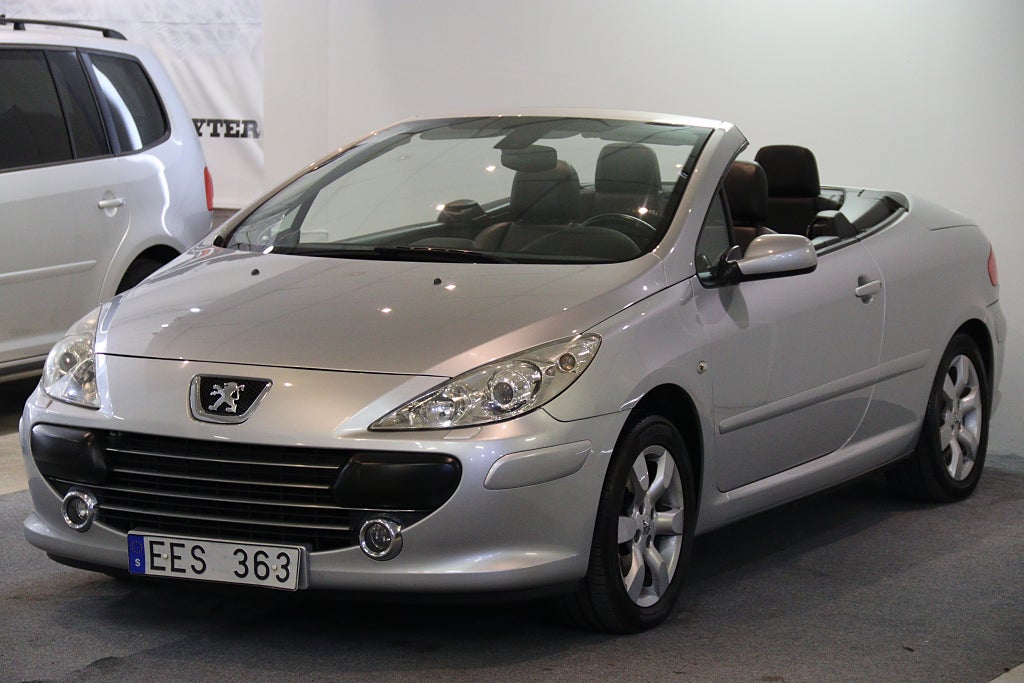 Peugeot 307 CC 2.0 140HK NY BESIKTAD NY SERVAD